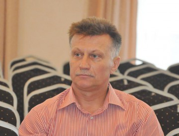 Primar din judeţul Constanţa, dus la sapă de lemn de creditul în franci elveţieni
